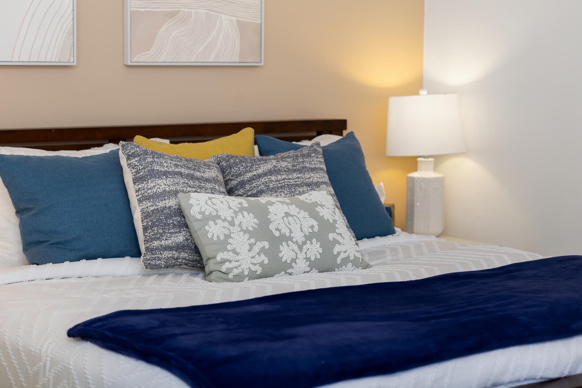 Packing Smart: What to Bring for Your LA Stay